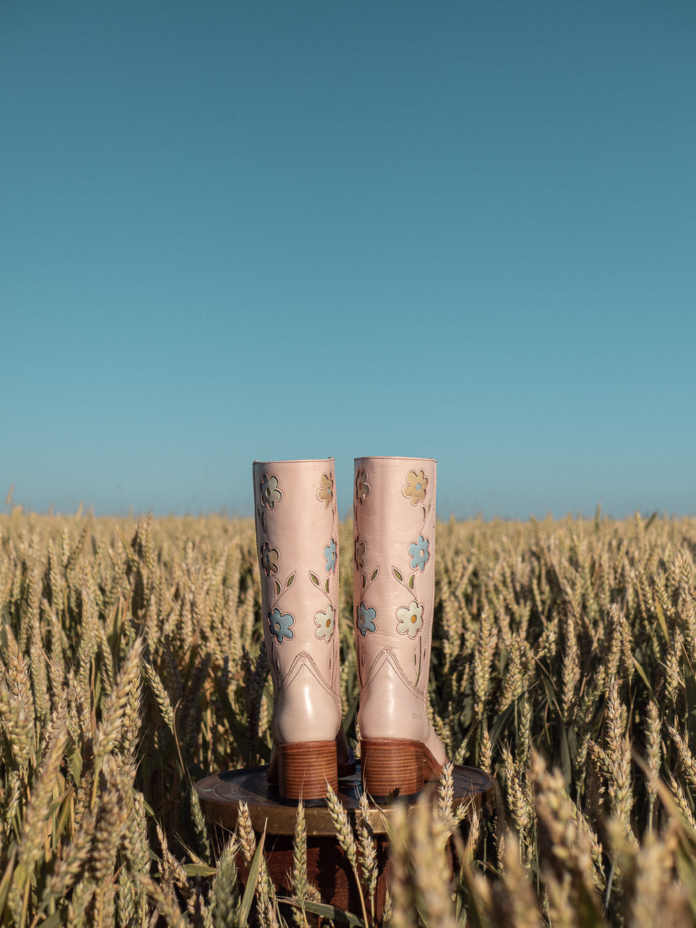 Sendra leather floral boots pink
