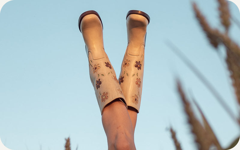 How to break in new leather boots