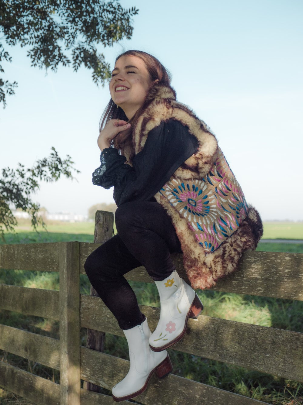 Sendra flower ankle boots white dandelie